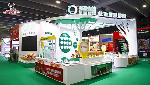辣妹子品牌亮相廣州餐博會，助力湘味復(fù)合調(diào)味醬搶占行業(yè)“味”來